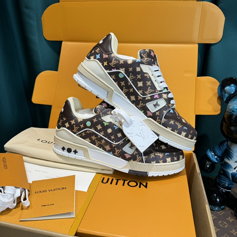 LOUIS VUITTON SHOES (323)