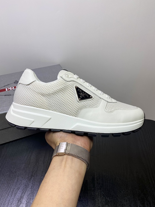 PRADA SHOES (541)