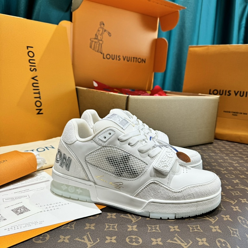 LOUIS VUITTON SHOES (243)