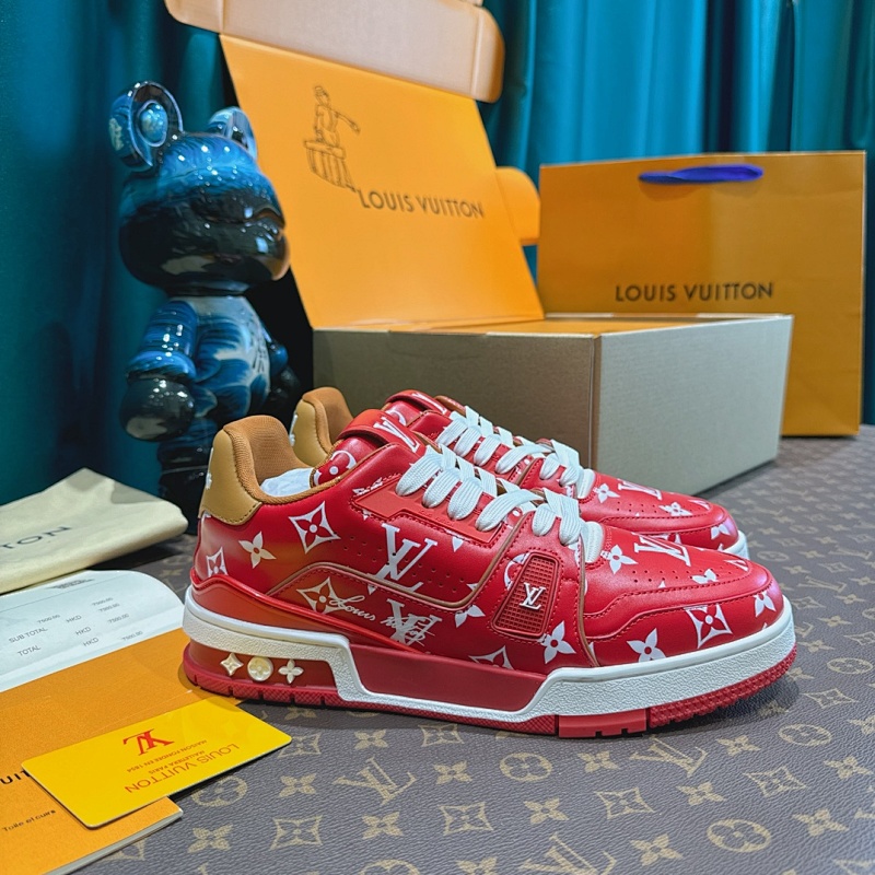 LOUIS VUITTON SNEAKERS (207)