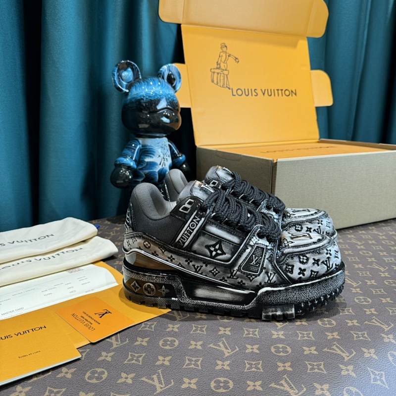 LOUIS VUITTON SHOES (354)
