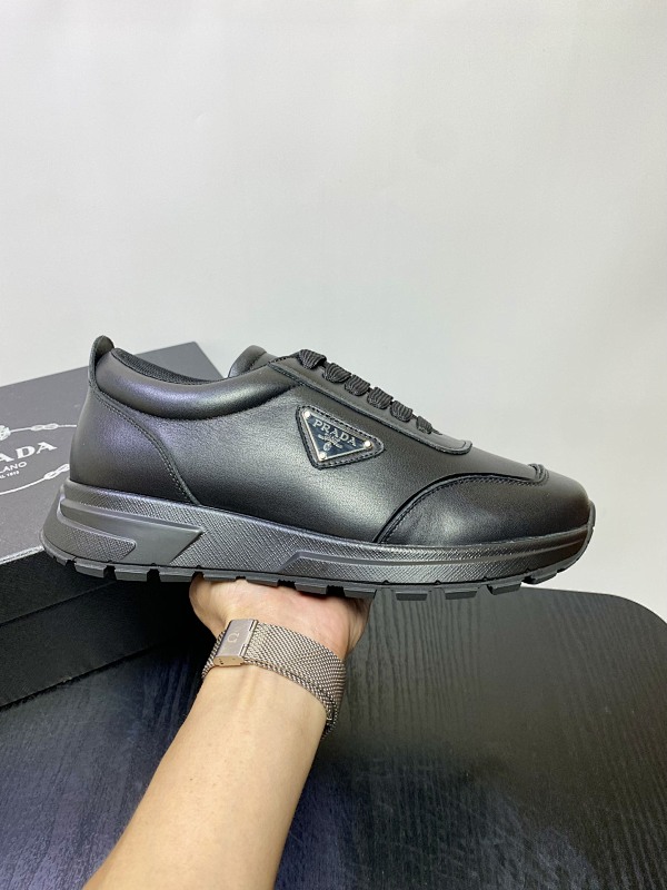 PRADA SHOES (345)