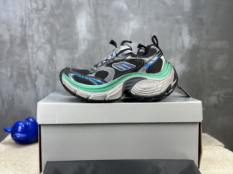 BALENCIAGA SNEAKERS (417)
