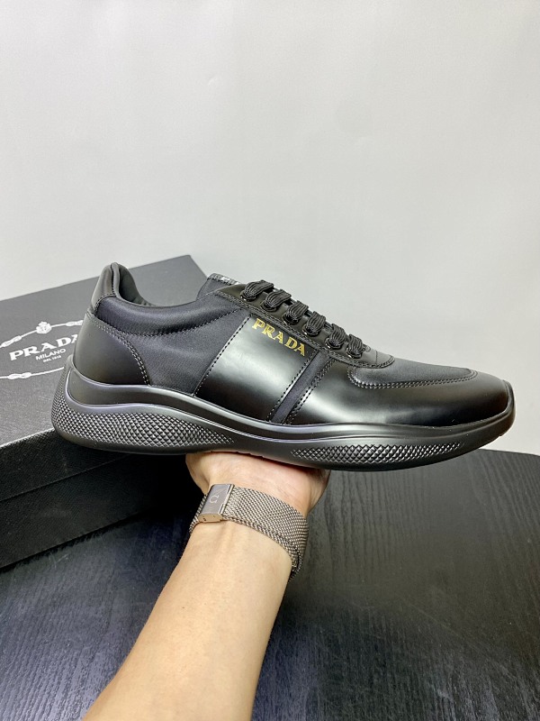 PRADA SHOES (393)