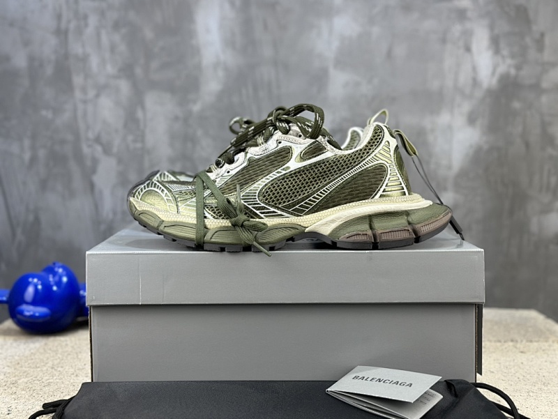 BALENCIAGA SNEAKERS (273)