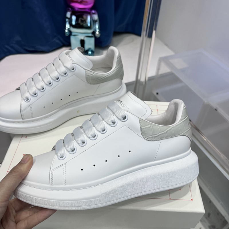 ALEXANDER MCQUEEN SHOES (15)