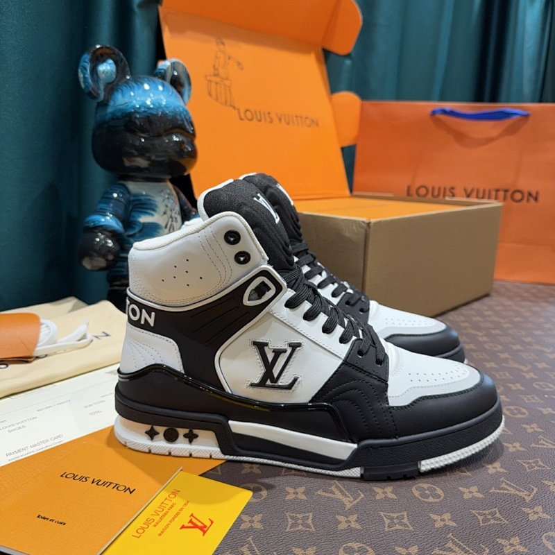 LOUIS VUITTON SNEAKERS (159)