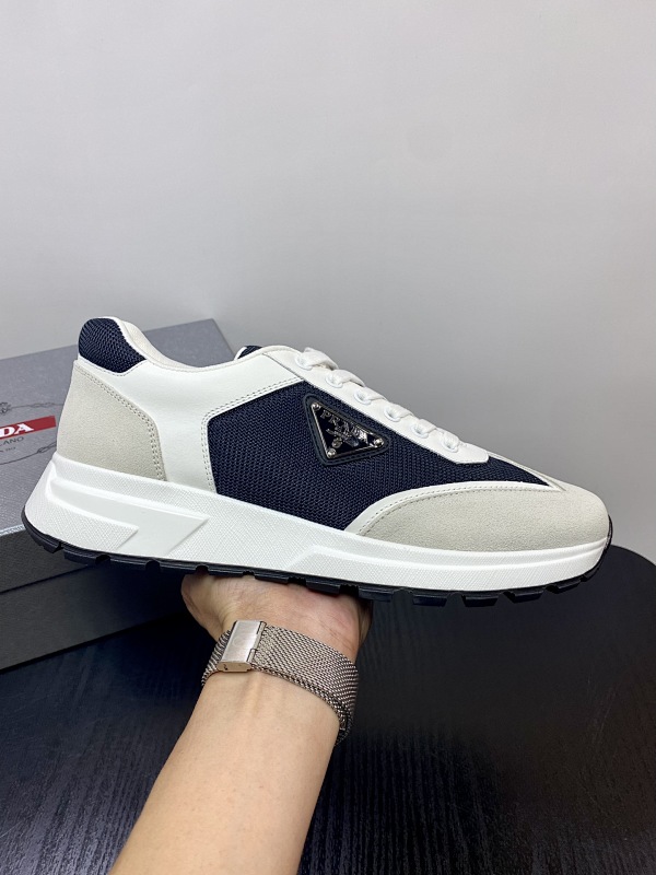 PRADA SHOES (375)