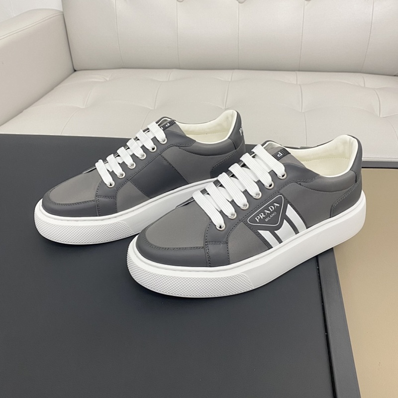 PRADA SHOES (101)