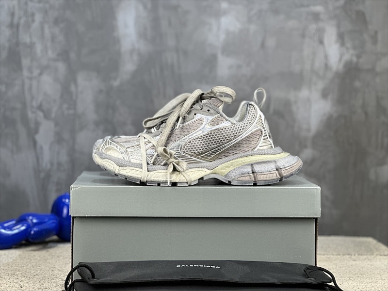 BALENCIAGA SNEAKERS (72)