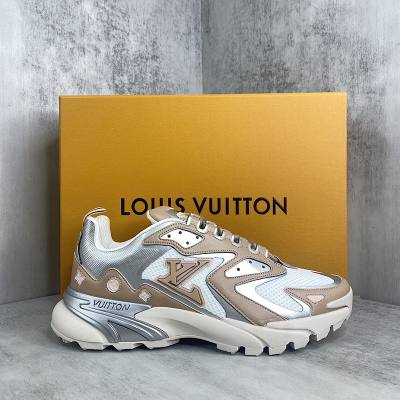 LOUIS VUITTON SHOES (681)