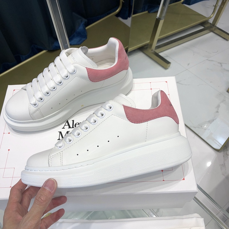 ALEXANDER MCQUEEN (71)