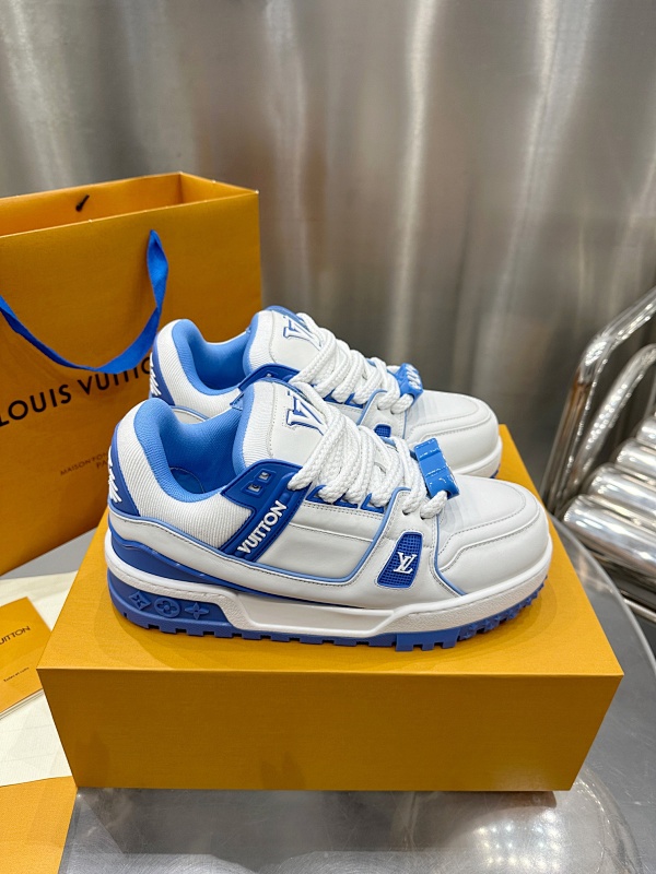 LOUIS VUITTON SHOES (367)