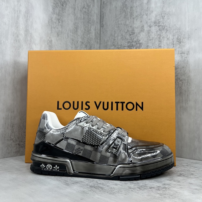 LOUIS VUITTON SNEAKERS (601)