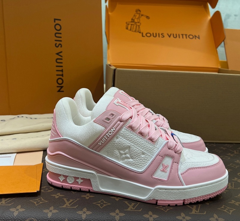 LOUIS VUITTON SNEAKERS (5)