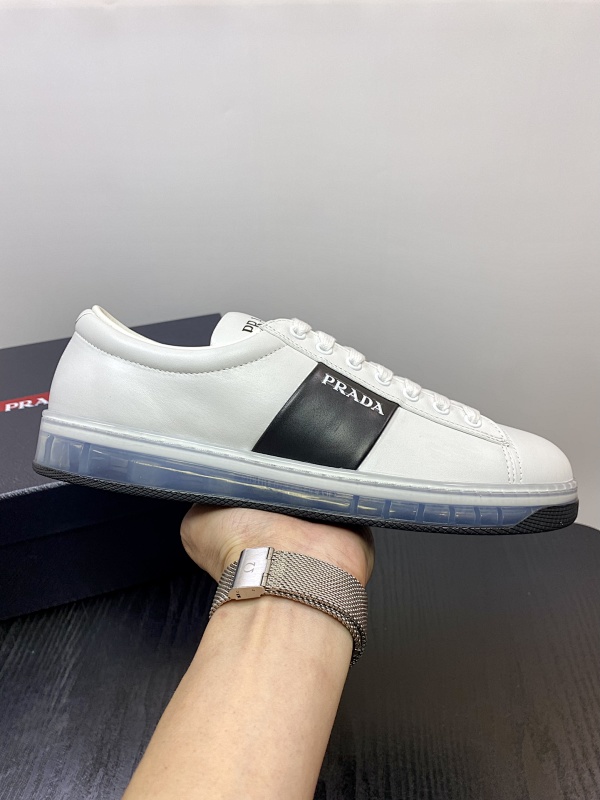 PRADA SHOES (562)