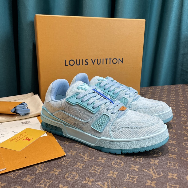 LOUIS VUITTON SNEAKERS (417)