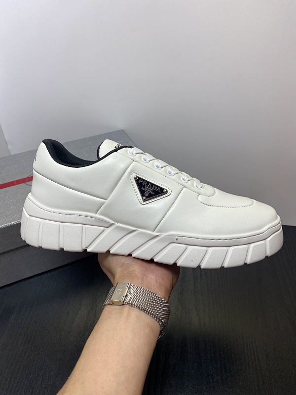PRADA SHOES (461)