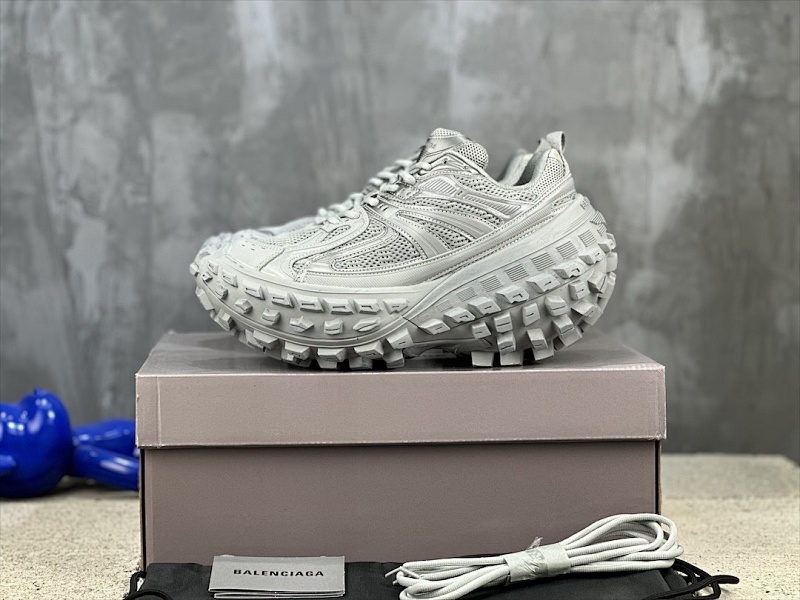 BALENCIAGA SNEAKERS (676)