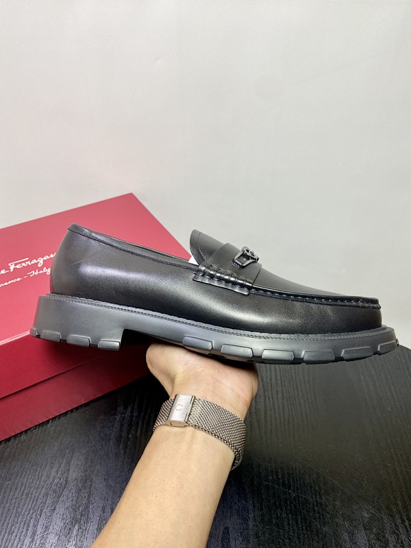 FERRAGAMO SHOES (138)