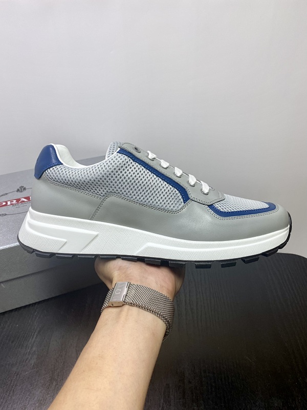 PRADA SHOES (489)