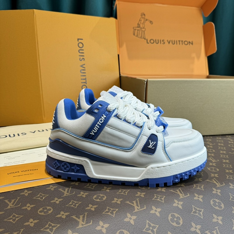 LOUIS VUITTON SNEAKERS (375)