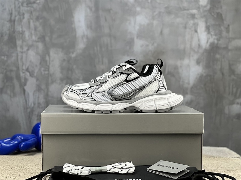 BALENCIAGA SNEAKERS (57)
