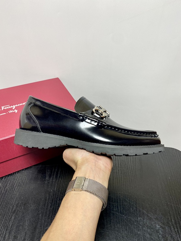 FERRAGAMO SHOES (155)