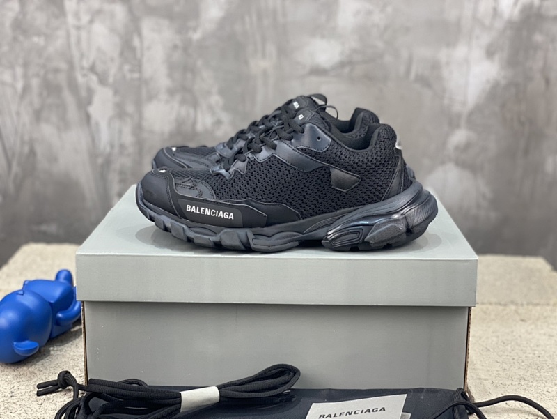 BALENCIAGA SNEAKERS (492)