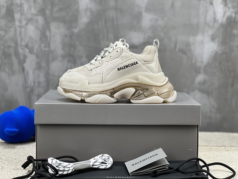 BALENCIAGA SNEAKERS (517)