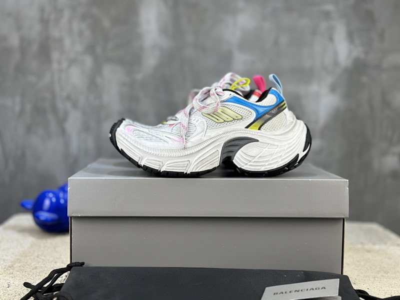 BALENCIAGA SNEAKERS (124)