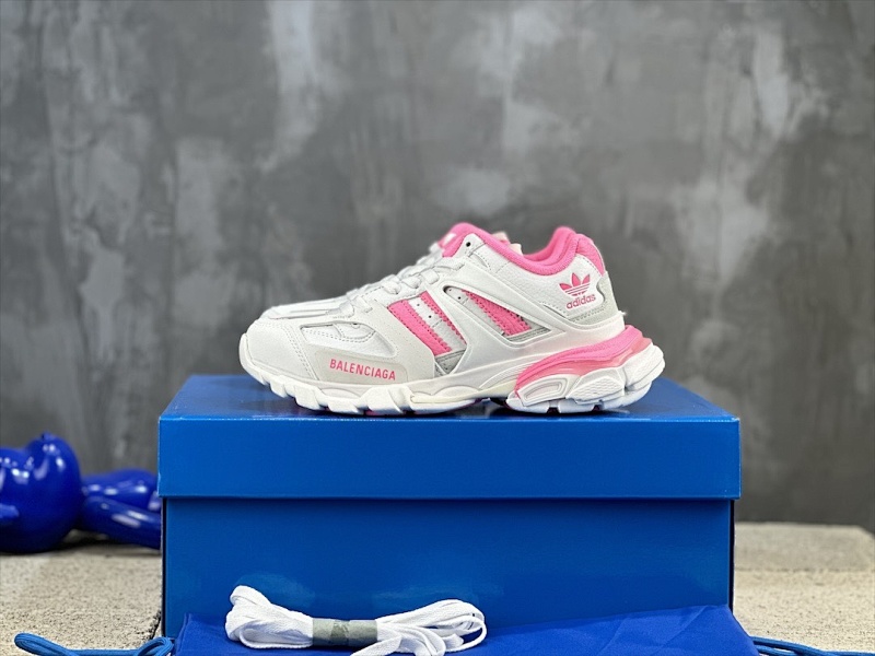 BALENCIAGA SNEAKERS (594)