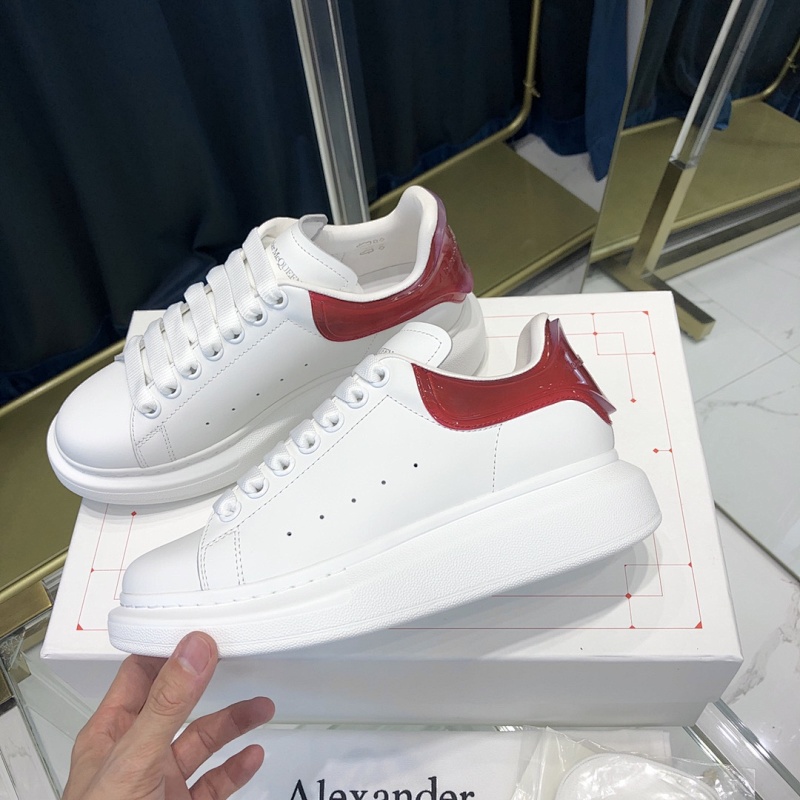 ALEXANDER MCQUEEN (48)