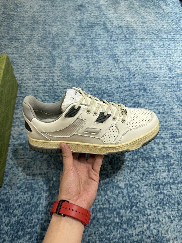 GUCCI SHOES (91)