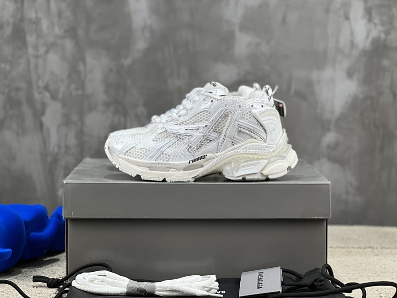 BALENCIAGA SNEAKERS (557)