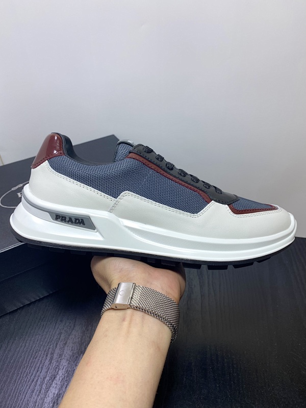 PRADA SHOES (448)