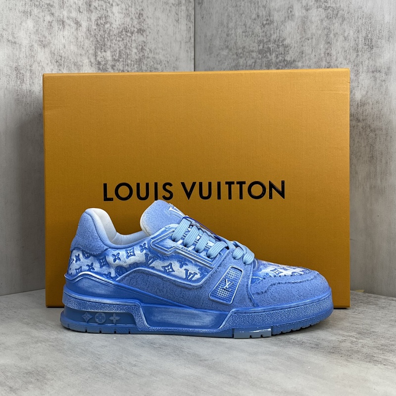 LOUIS VUITTON SNEAKERS (505)