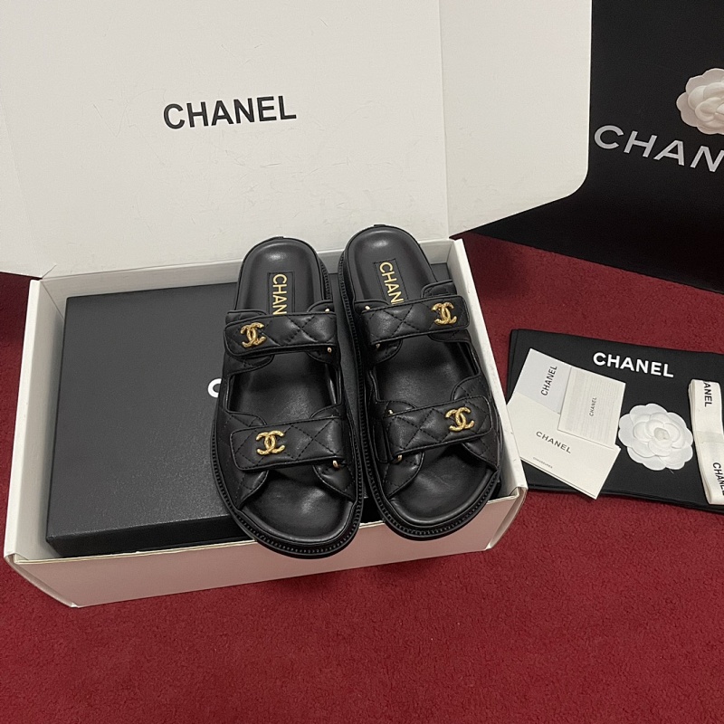 CHANEL SHOES (32)