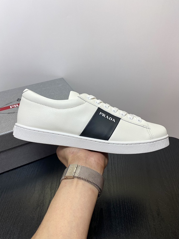 PRADA SHOES (357)