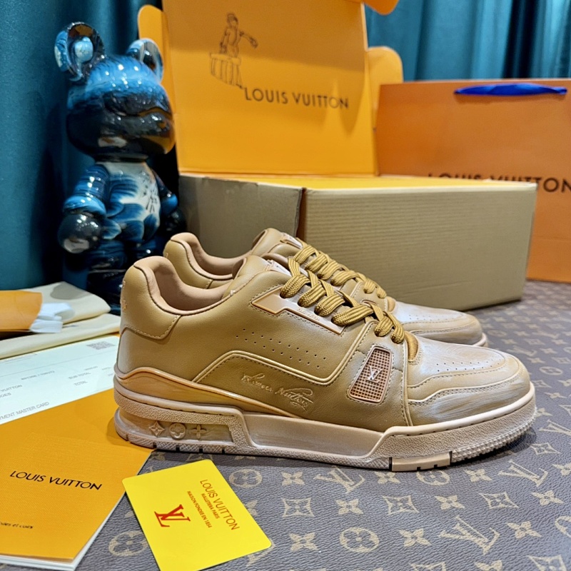 LOUIS VUITTON SHOES (138)