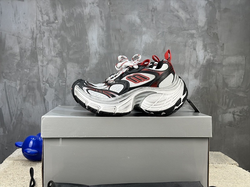 BALENCIAGA SNEAKERS (345)