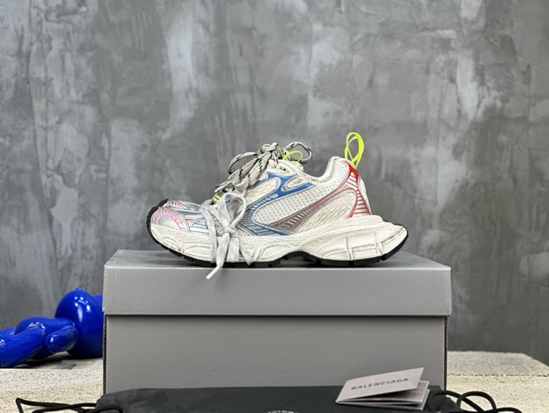BALENCIAGA SNEAKERS (212)