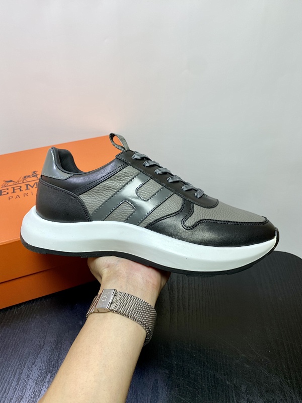 HERMES SHOES (200)
