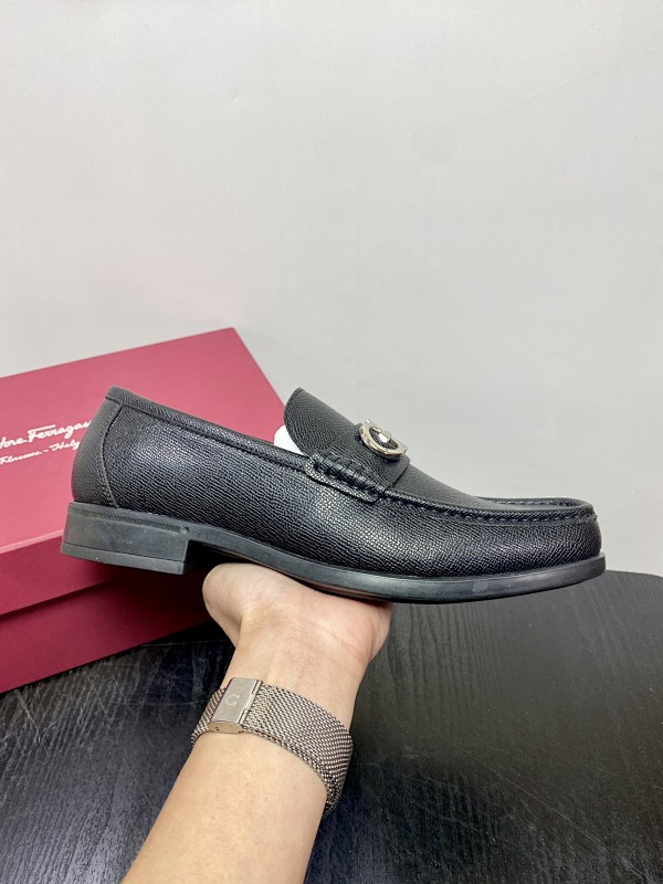 FERRAGAMO SHOES (111)
