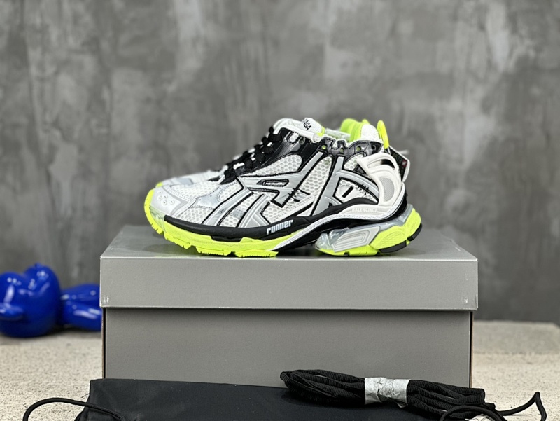 BALENCIAGA SNEAKERS (580)