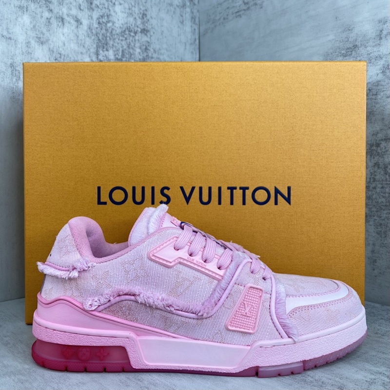 LOUIS VUITTON SHOES (536)