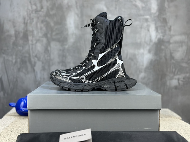 BALENCIAGA SNEAKERS (222)