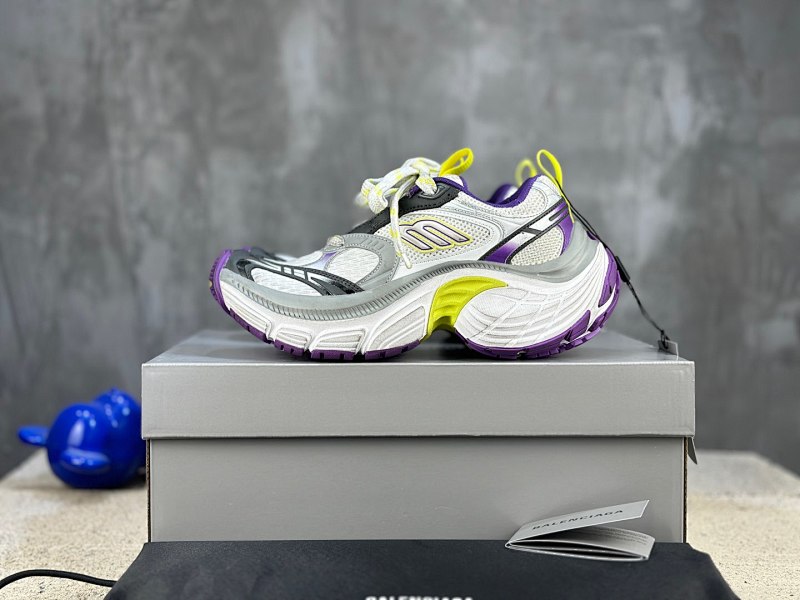 BALENCIAGA SNEAKERS (166)