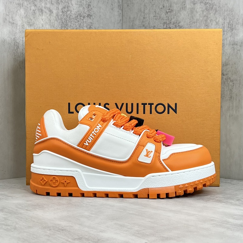 LOUIS VUITTON SHOES (710)