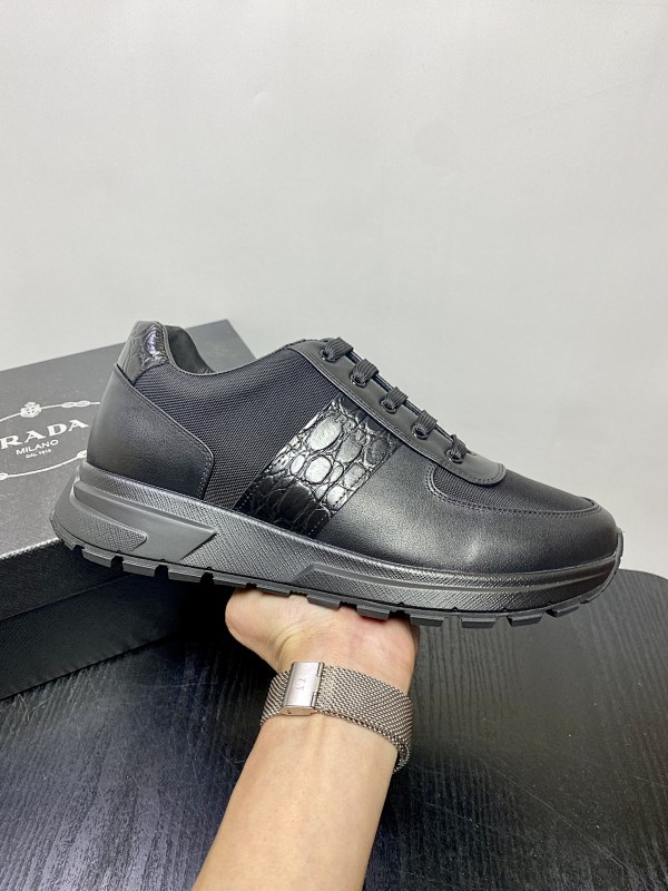 PRADA SHOES (343)